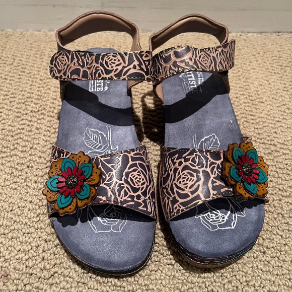 New L'Artiste by Spring Step Leather Wedge Sandals Cuteness Navy  Shoes NIB - Picture 1 of 12